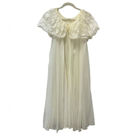 VTG. Leonora Lace Nylon Robe Size 12 Peignoir Bridal Renaissance Fairy Ethereal - Picture 2 of 11